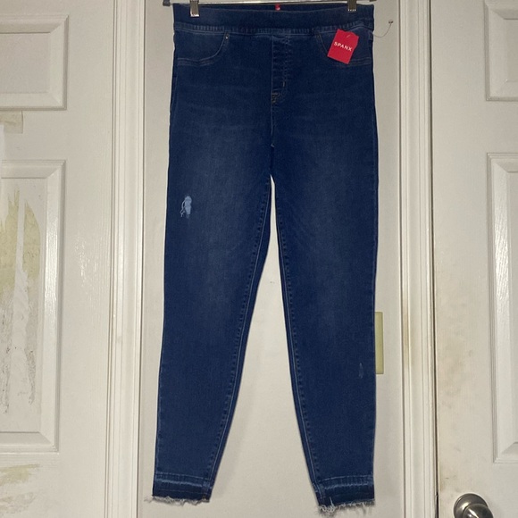 Spanx Distressed Skinny Jeans Size Large - Picture 11 of 17